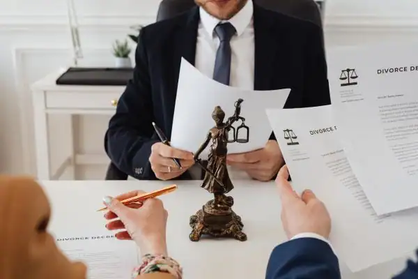our fees Hook from EH Mediation - image of couple in joint mediation meeting