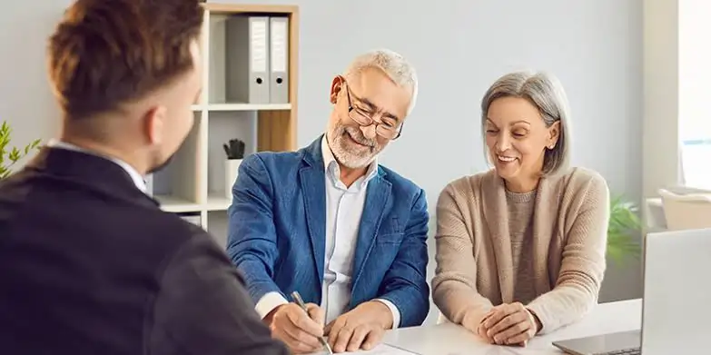 Why Are More Divorcing Couples Choosing Mediation Hook?